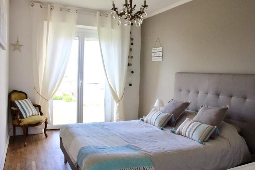Villa Les Pieds Dans L'Eau Tregastel 0*,